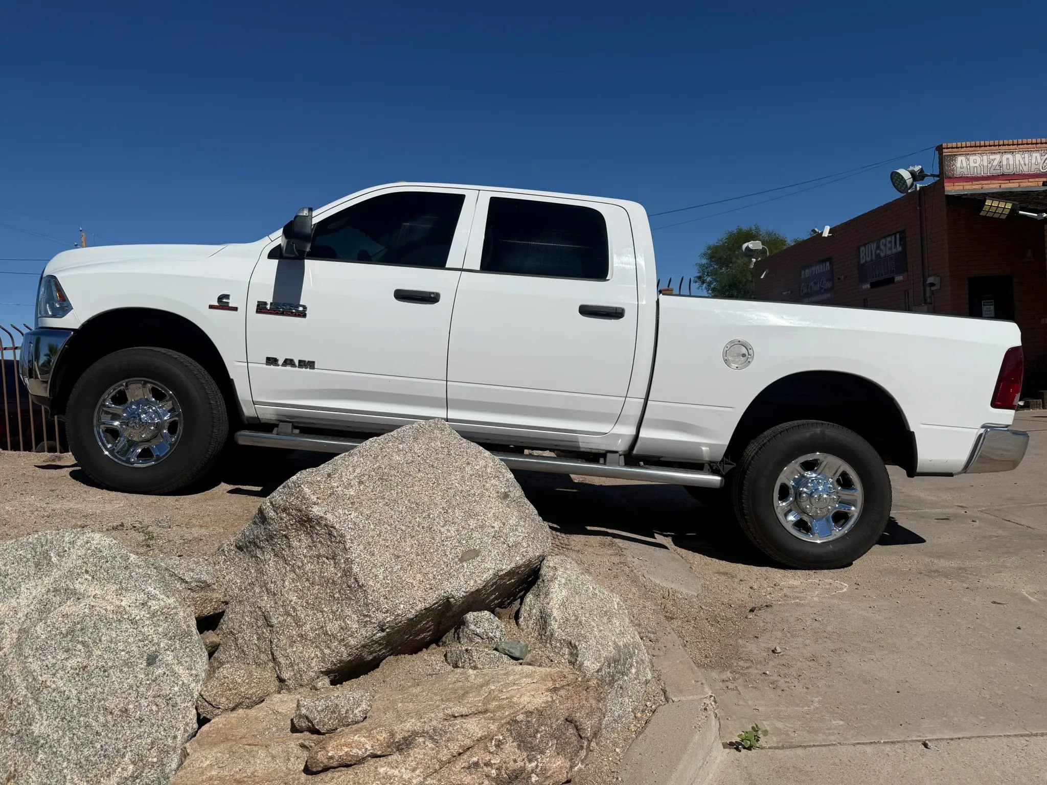 Used 2015 RAM 2500 Tradesman w/ Chrome Appearance Group AWD/4WD image 1