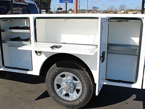 Used 2023 RAM 2500 Tradesman image 7