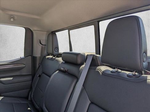 Used 2024 Chevrolet Silverado 1500 LT Trail Boss w/ Convenience Package II AWD/4WD image 14