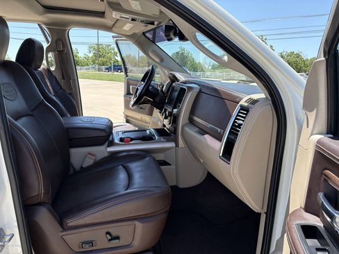 Used 2017 RAM 2500 Longhorn w/ Convenience Group AWD/4WD image 13