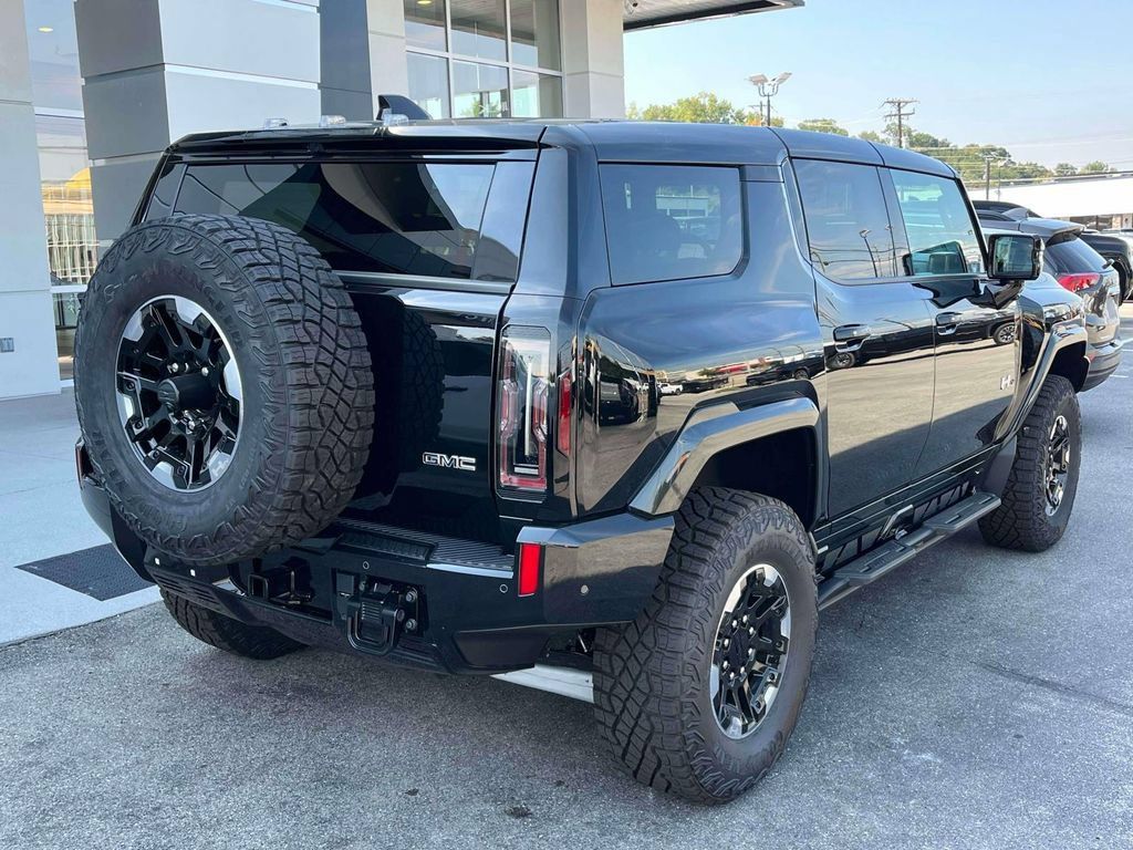 New 2024 GMC Hummer EV 2X w/ Extreme Off-Road Package AWD/4WD image 3