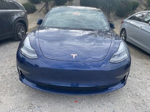 Used 2023 Tesla Model 3 Standard Range RWD image 3