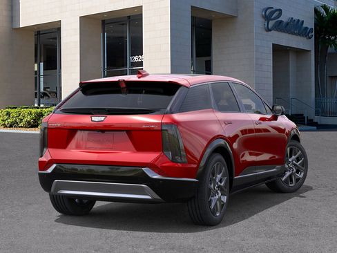 New 2026 Cadillac Optiq Luxury 1 w/ LPO, Floor Liner Package image 4