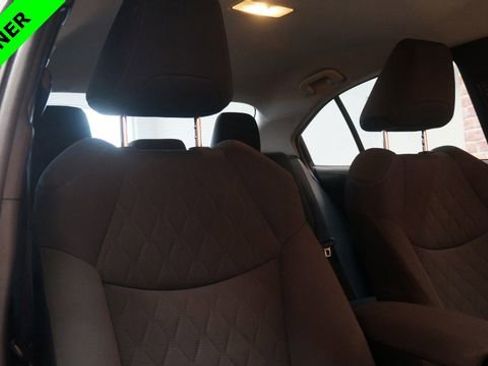 Used 2020 Toyota Corolla LE image 49