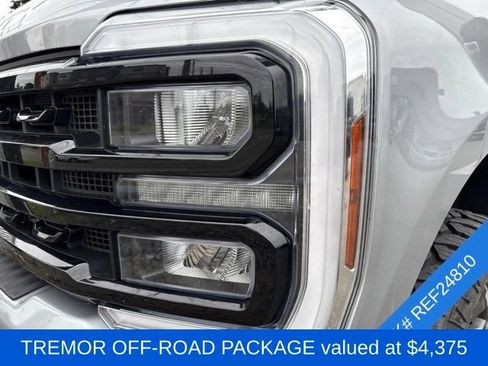 Used 2024 Ford F250 Lariat w/ Lariat Ultimate Package AWD/4WD image 4