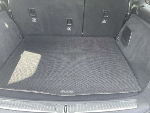 Used 2023 Jeep Grand Cherokee Summit w/ High Altitude Package image 15