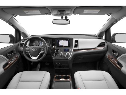 Used 2015 Toyota Sienna XLE Premium AWD/4WD image 5