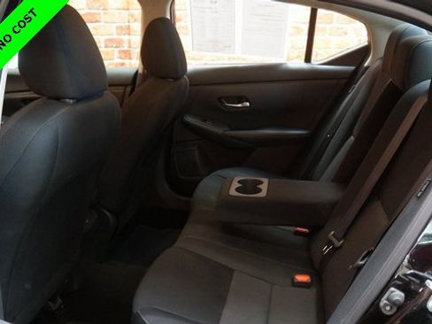 Certified 2022 Nissan Sentra SV image 31