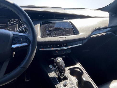 Used 2020 Cadillac XT4 Sport w/ Driver Awareness Package image 6