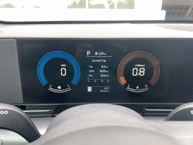 Used 2025 Hyundai Kona SEL FWD image 9
