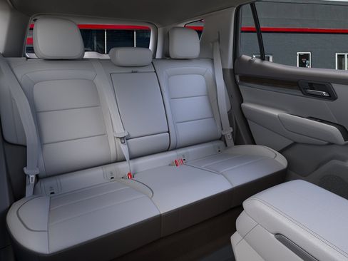 New 2026 GMC Terrain Denali w/ LPO, Floor Liner Package AWD/4WD image 41
