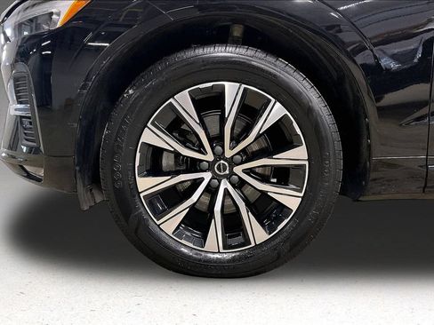 Certified 2023 Volvo XC60 B5 Core w/ Climate Package AWD/4WD image 34