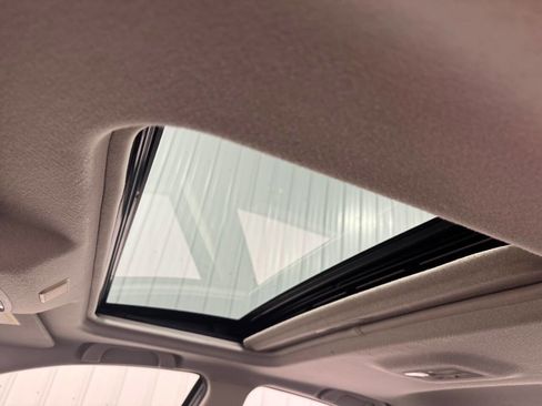 Used 2011 MAZDA MAZDA3 i Touring image 10