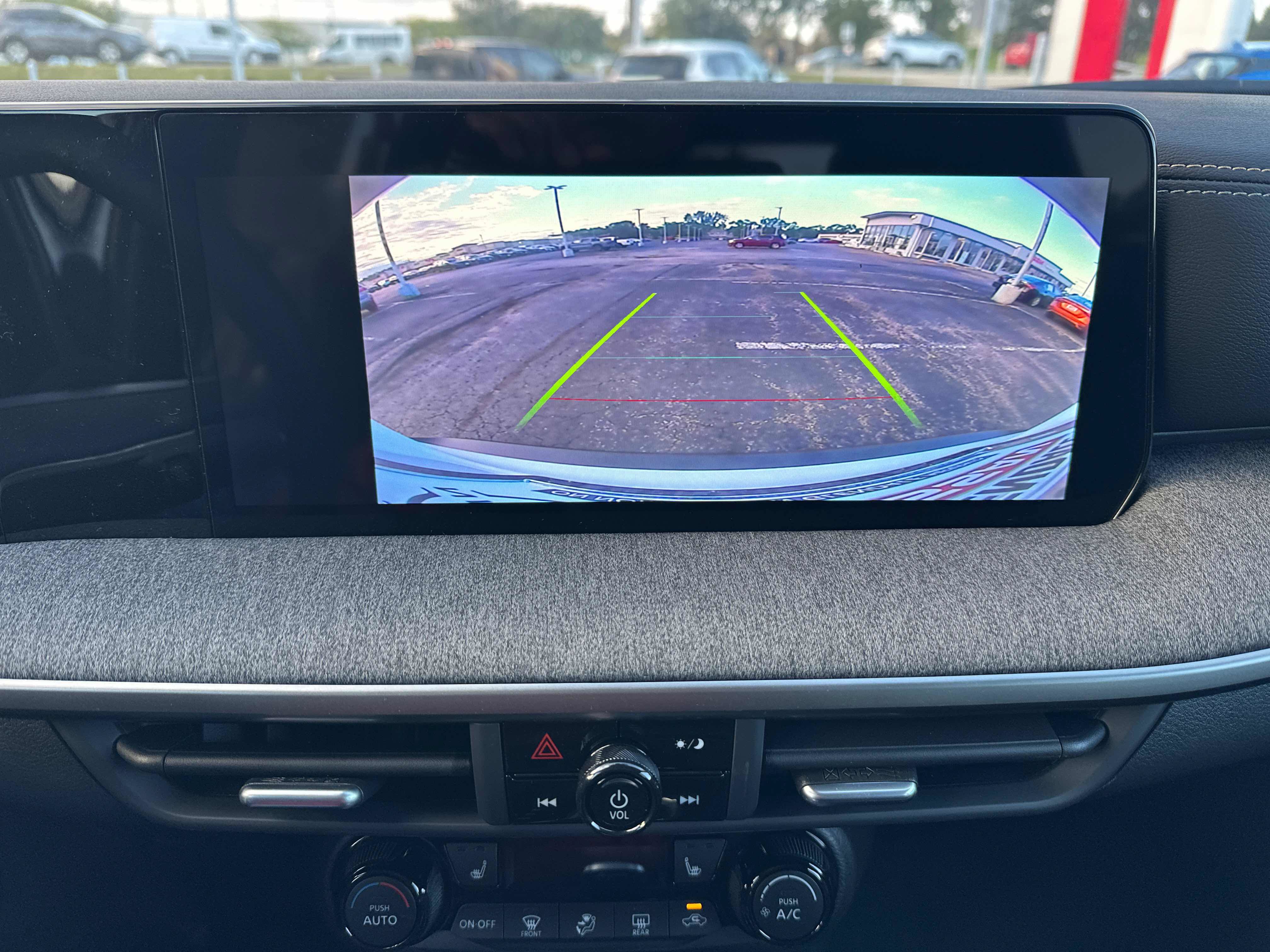 New 2027 Nissan Kicks SV AWD/4WD image 32
