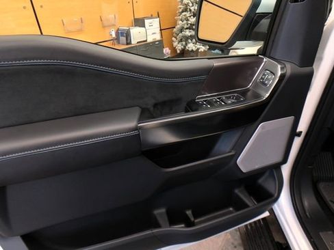 New 2025 Ford F150 Platinum w/ Equipment Group 702A High image 12