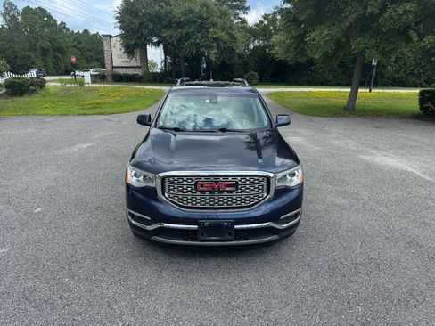 Used 2018 GMC Acadia Denali w/ Technology Package AWD/4WD image 2