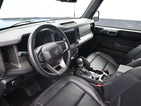 Used 2025 Ford Bronco Badlands AWD/4WD image 19