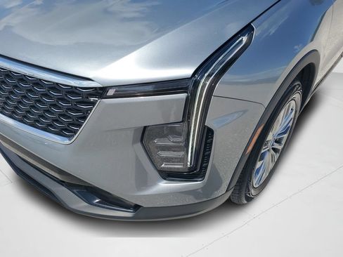 Used 2025 Cadillac XT4 Premium Luxury FWD image 24