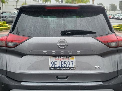 Used 2023 Nissan Rogue SV image 27