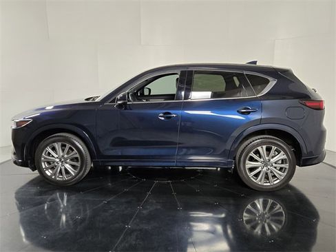 Used 2022 MAZDA CX-5 Signature image 3