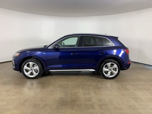 Used 2023 Audi Q5 2.0T Prestige w/ Prestige Package image 16