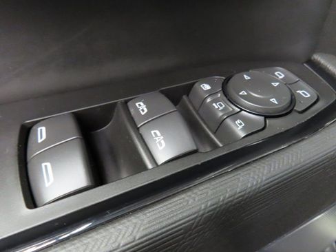 Used 2025 GMC Sierra 2500 AT4X w/ AT4X AEV Edition AWD/4WD image 78