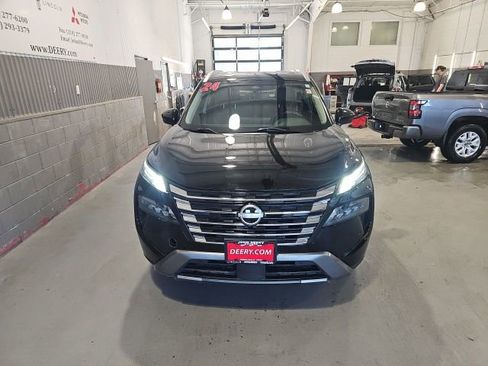 Certified 2024 Nissan Rogue SL AWD/4WD image 8