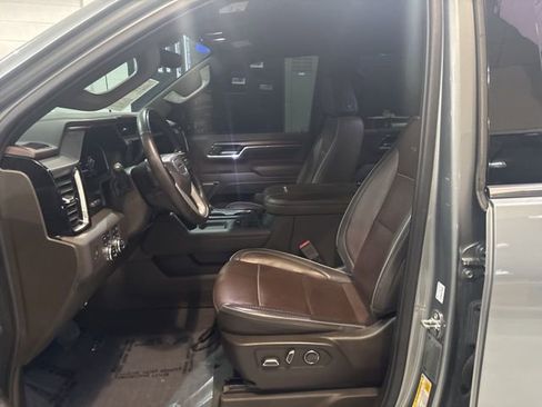 Used 2024 GMC Sierra 2500 Denali w/ Denali Reserve Package image 11