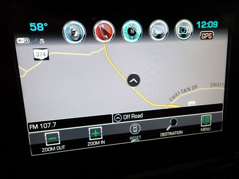 Used 2019 Chevrolet Traverse Premier w/ LPO, Blackout Package AWD/4WD image 4
