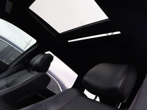 Used 2021 Jeep Grand Cherokee Limited w/ Luxury Group II image 41