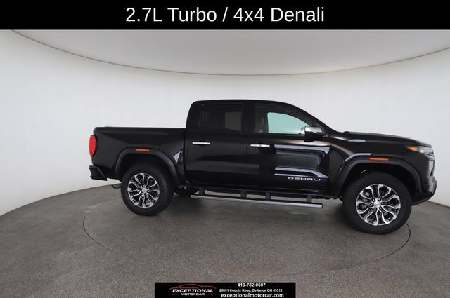 Used 2025 GMC Canyon Denali AWD/4WD image 24