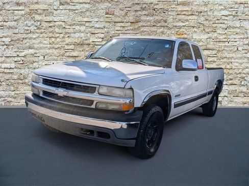 Used 2002 Chevrolet Silverado 1500 LS w/ Off-Road Pkg image 5