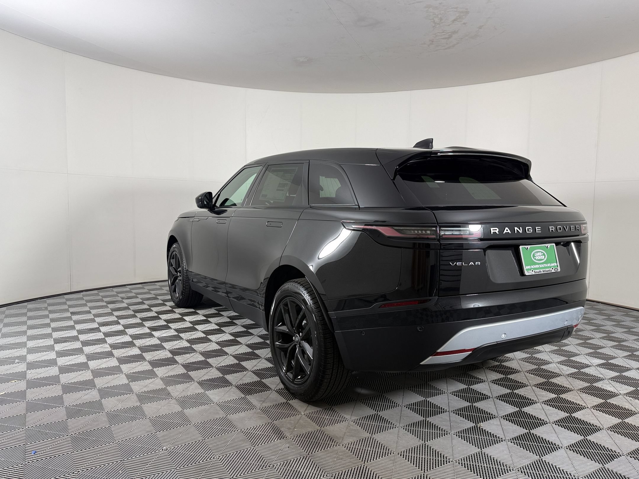 New 2026 Land Rover Range Rover Velar S AWD/4WD image 3