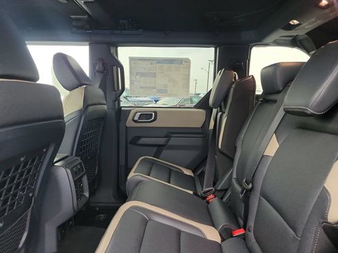 New 2026 Ford Bronco Big Bend w/ Black Diamond Package AWD/4WD image 14