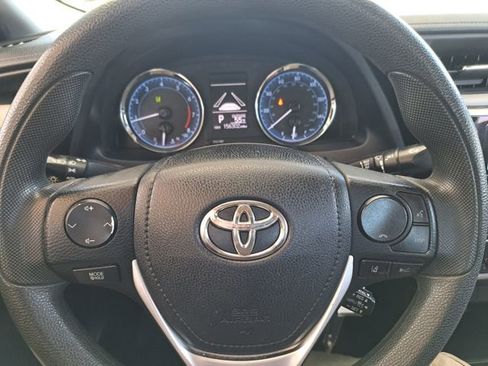Used 2019 Toyota Corolla LE image 9
