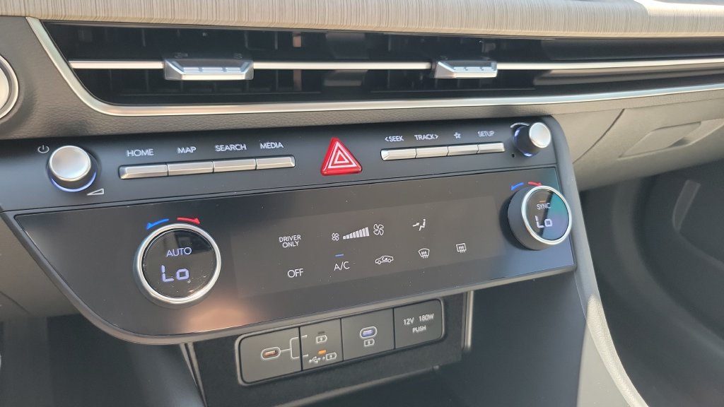 New 2026 Hyundai Sonata Blue FWD image 17