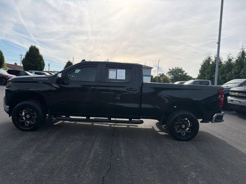 Used 2019 Chevrolet Silverado 1500 LT w/ All-Star Edition AWD/4WD image 2