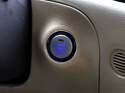 Used 2014 Hyundai Genesis 3.8 w/ Technology Package 03 image 10