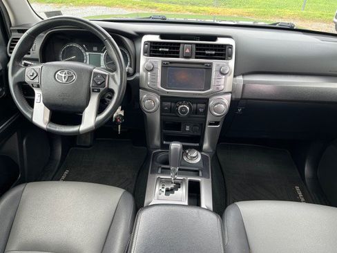 Used 2016 Toyota 4Runner SR5 Premium AWD/4WD image 22