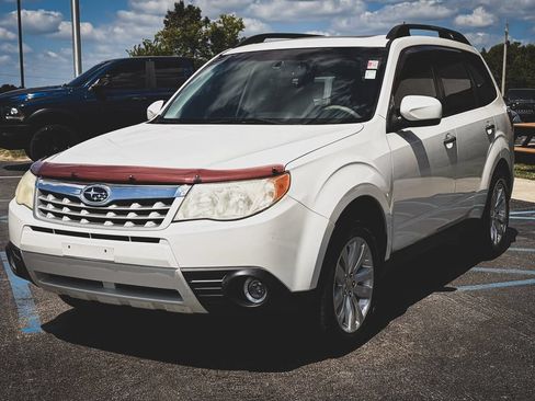 Used 2012 Subaru Forester 2.5X Limited AWD/4WD image 13
