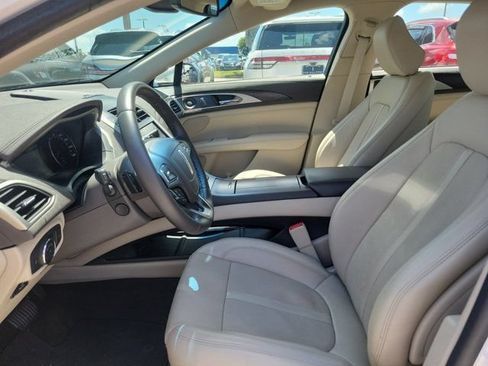 Certified 2020 Lincoln MKZ Reserve FWD image 17
