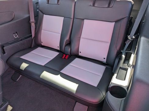 Used 2023 Ford Explorer XLT w/ Equipment Group 202A image 30