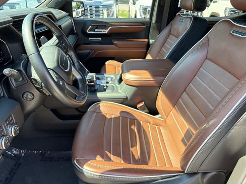 Used 2024 GMC Sierra 1500 Denali Ultimate AWD/4WD image 16