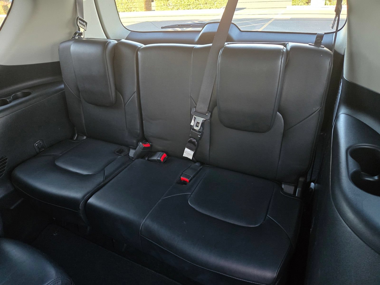 Used 2024 Nissan Armada SL w/ Captain's Chairs Package RWD image 11