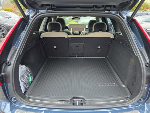 New 2026 Volvo XC60 B5 Plus w/ Protection Package Premier image 16