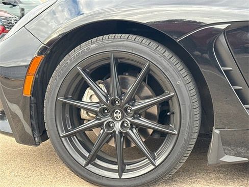 Used 2024 Toyota GR86 Premium image 6