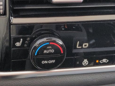 Certified 2023 Nissan Rogue SL image 23