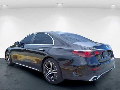 Used 2025 Mercedes-Benz E 450 4MATIC Sedan image 11