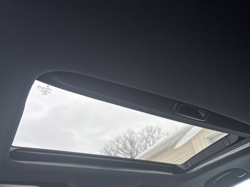 Used 2023 Honda Accord Sport image 3