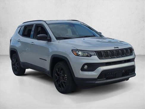 New 2026 Jeep Compass Latitude image 6